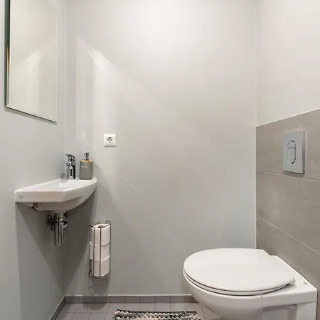 Old Town Luxury Penthouse With Emajogi View * Tartu