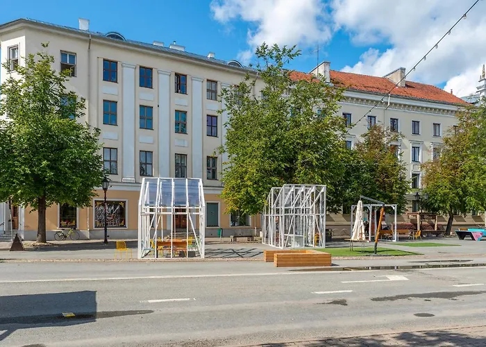 Old Town Luxury Penthouse With Emajogi View 公寓